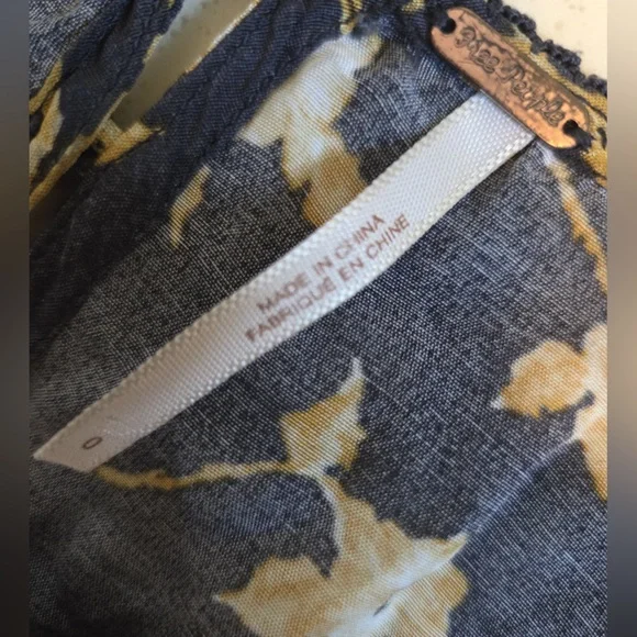 Free People Black Gold Yellow Floral Long Sleeve Above Knee Length Dress - Picture 4 of 4